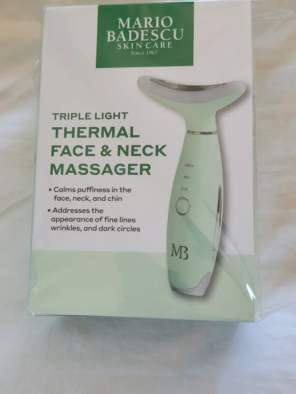 Mario Badescu Triple Light Thermal Face & Neck Massager - Mint